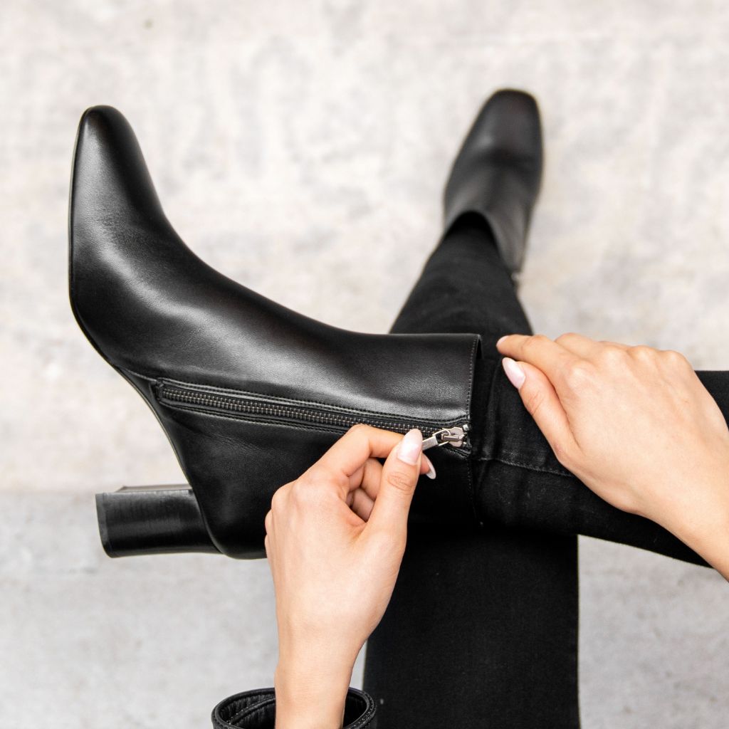 S High Standard | Black