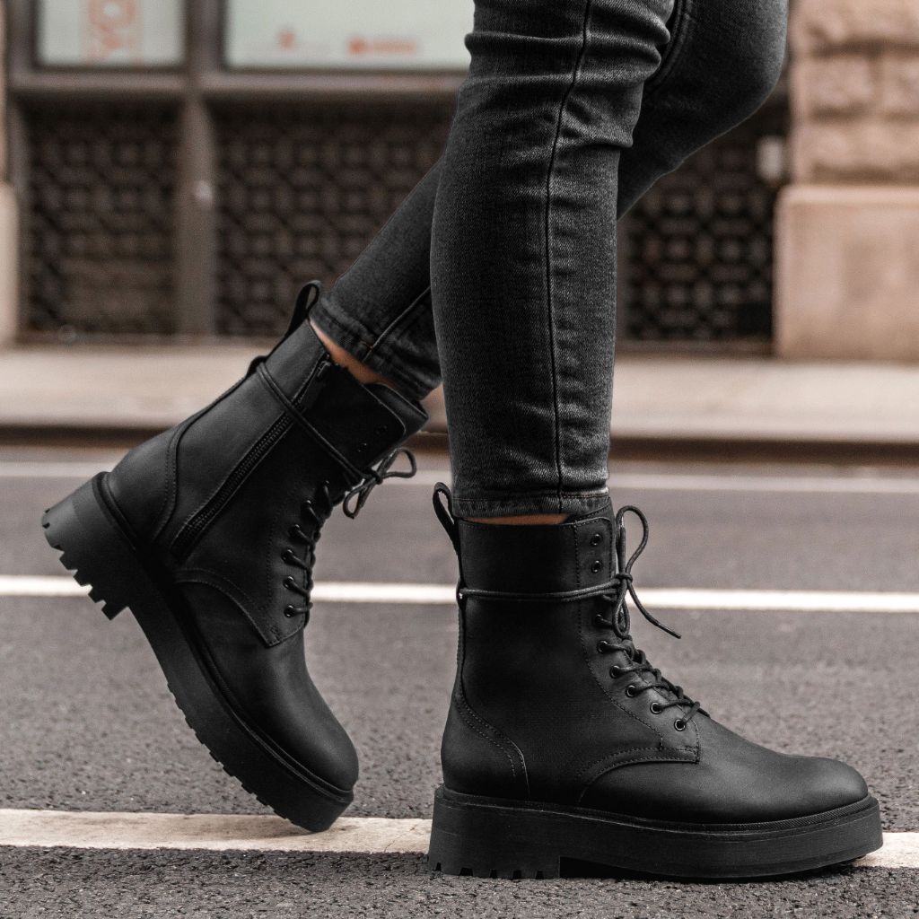 S Quest | Black Matte