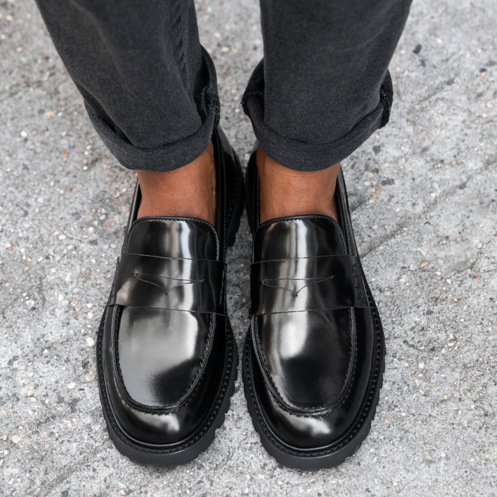 S Penny | Black