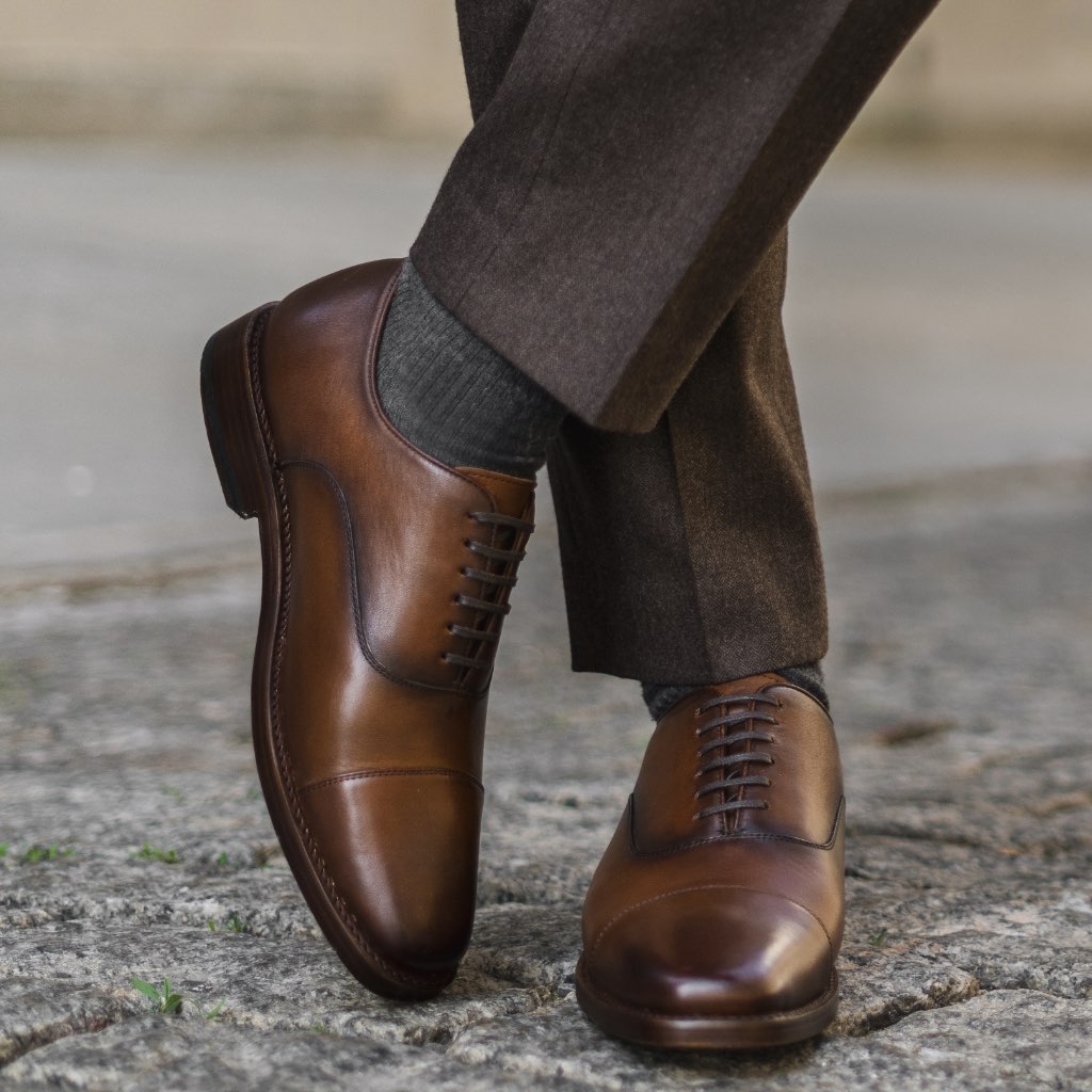 S Executive | Hickory