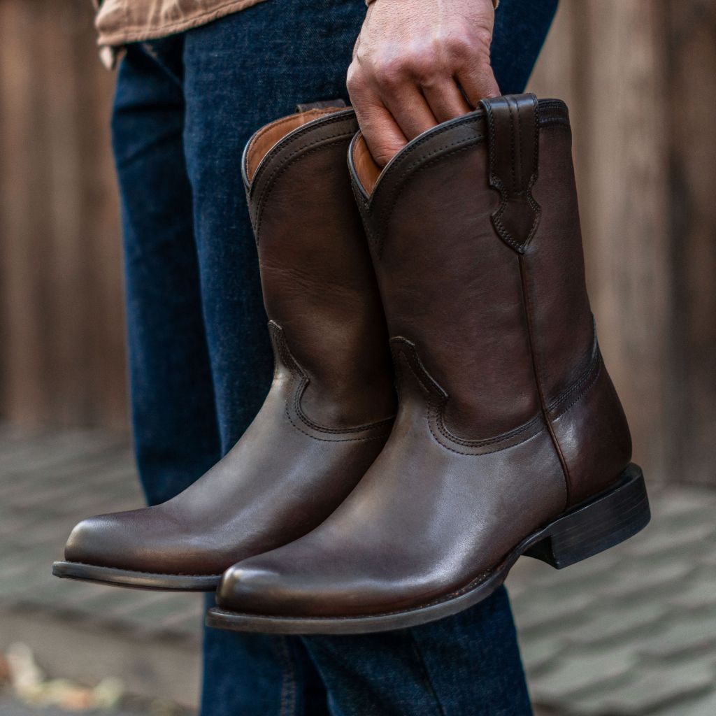 W Frontier | Brown