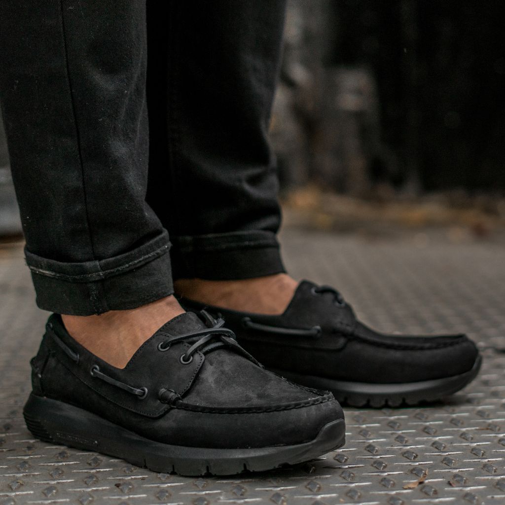 S Handsewn Runner | Black Matte
