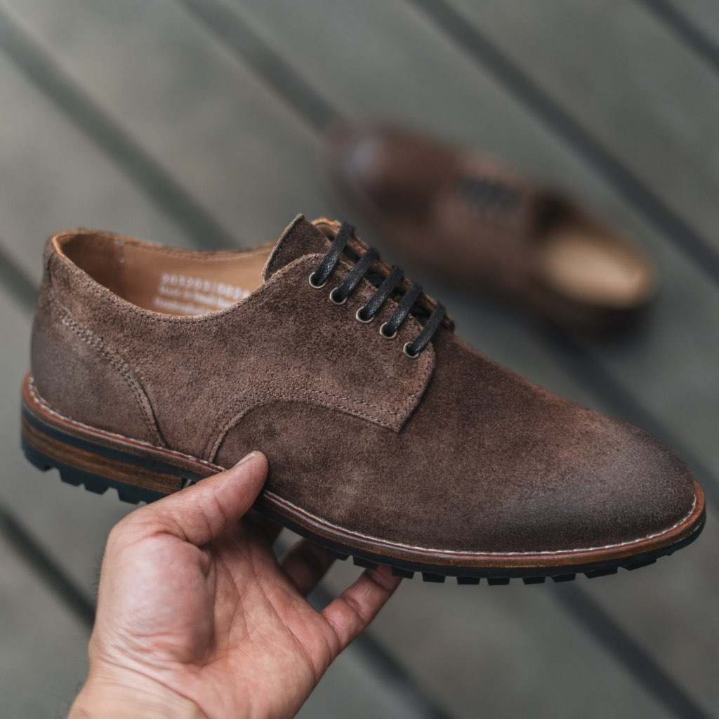 S Legacy Statesman | Camel