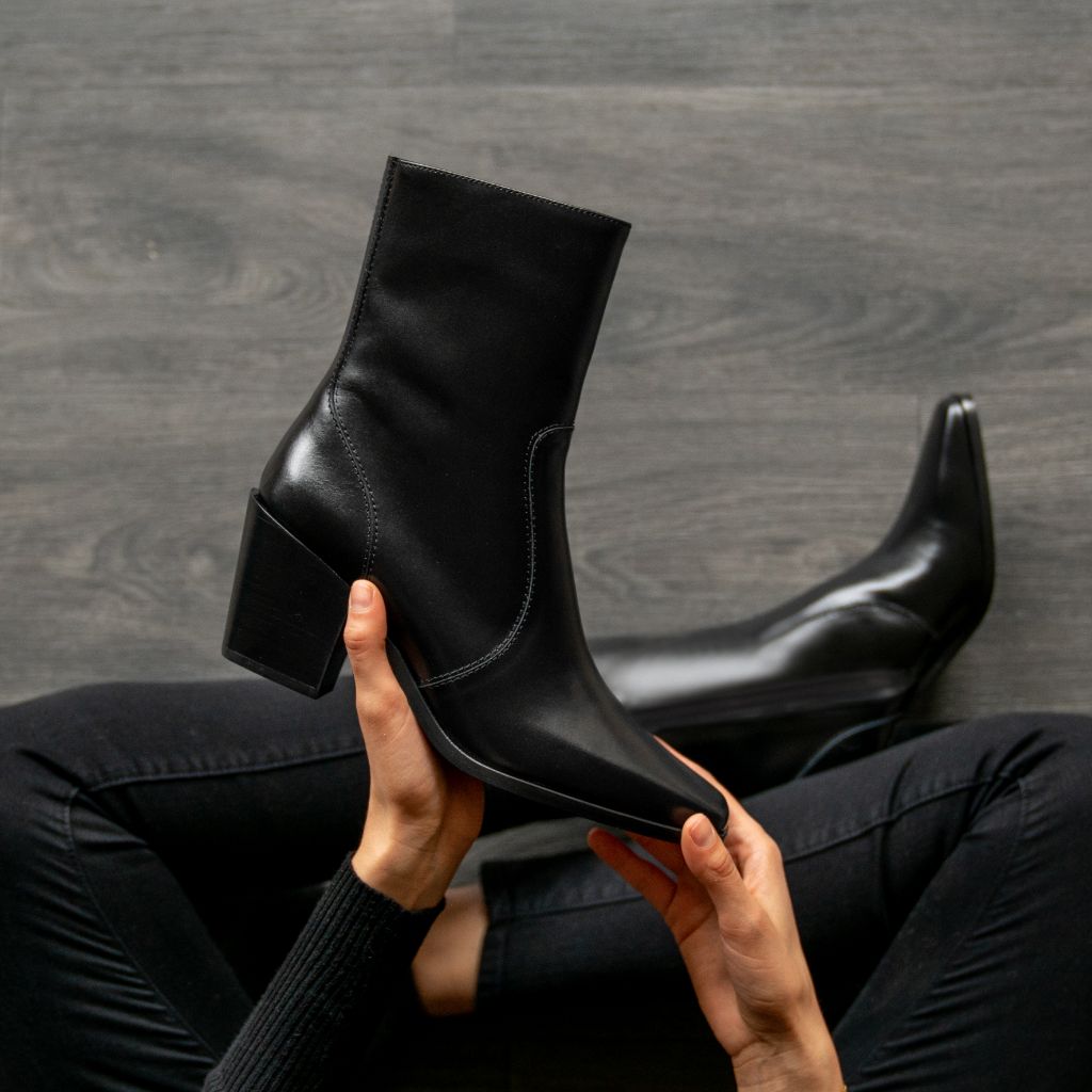 Soho Zip | Black