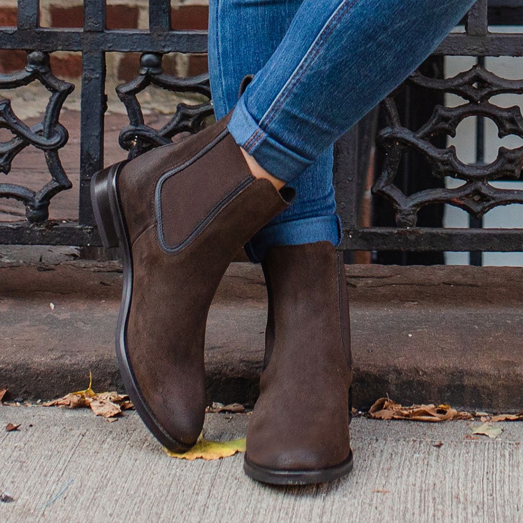S Duchess | Dark Brown Suede
