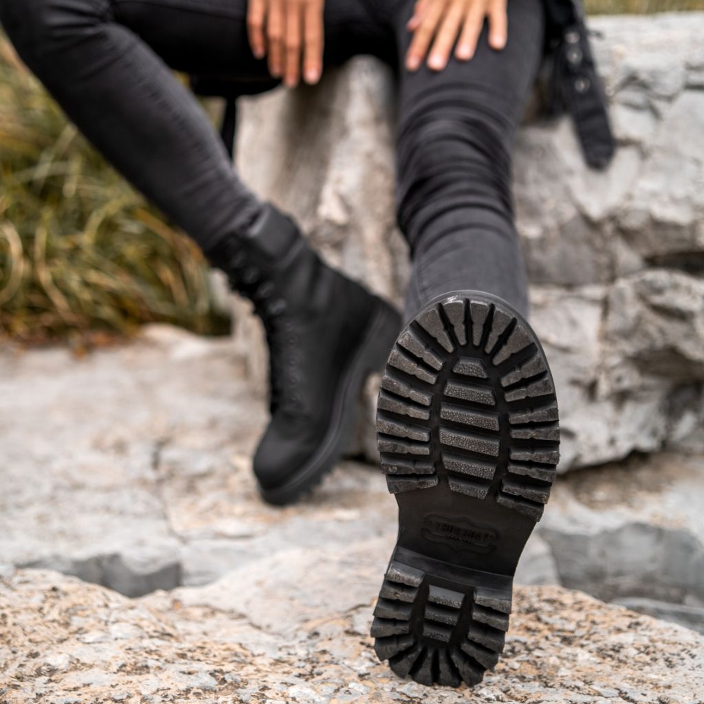 S Explorer | Black Matte