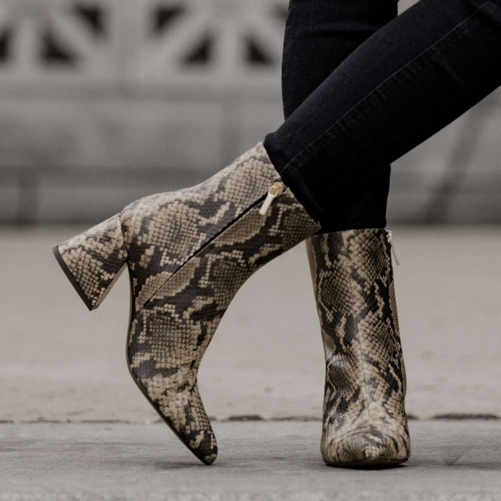 S Heartbreaker | Snake Print