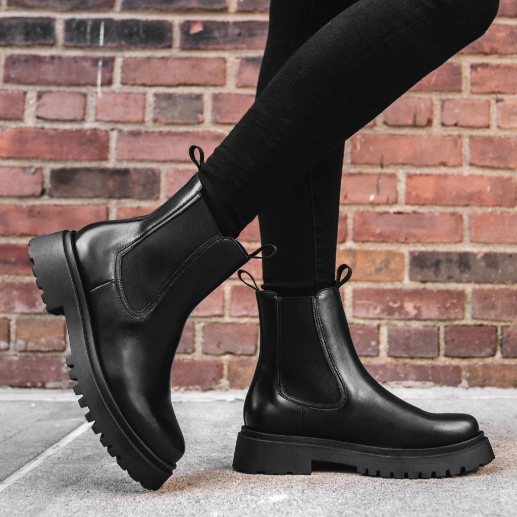S Legend Platform | Black