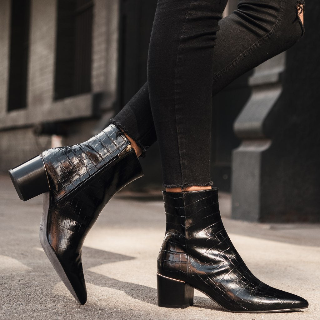 S Luna | Black Croco