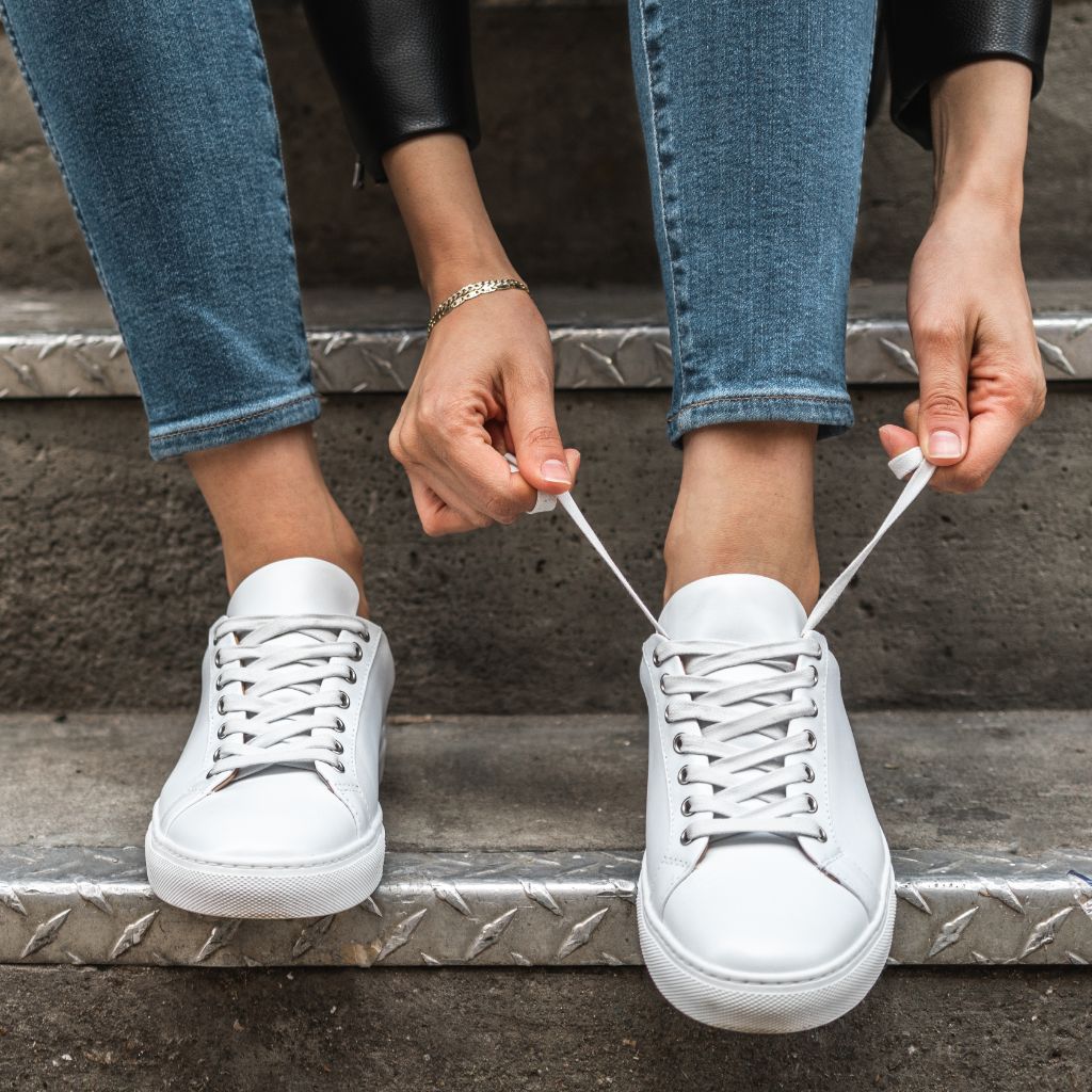 S Women's Premier Low Top | White