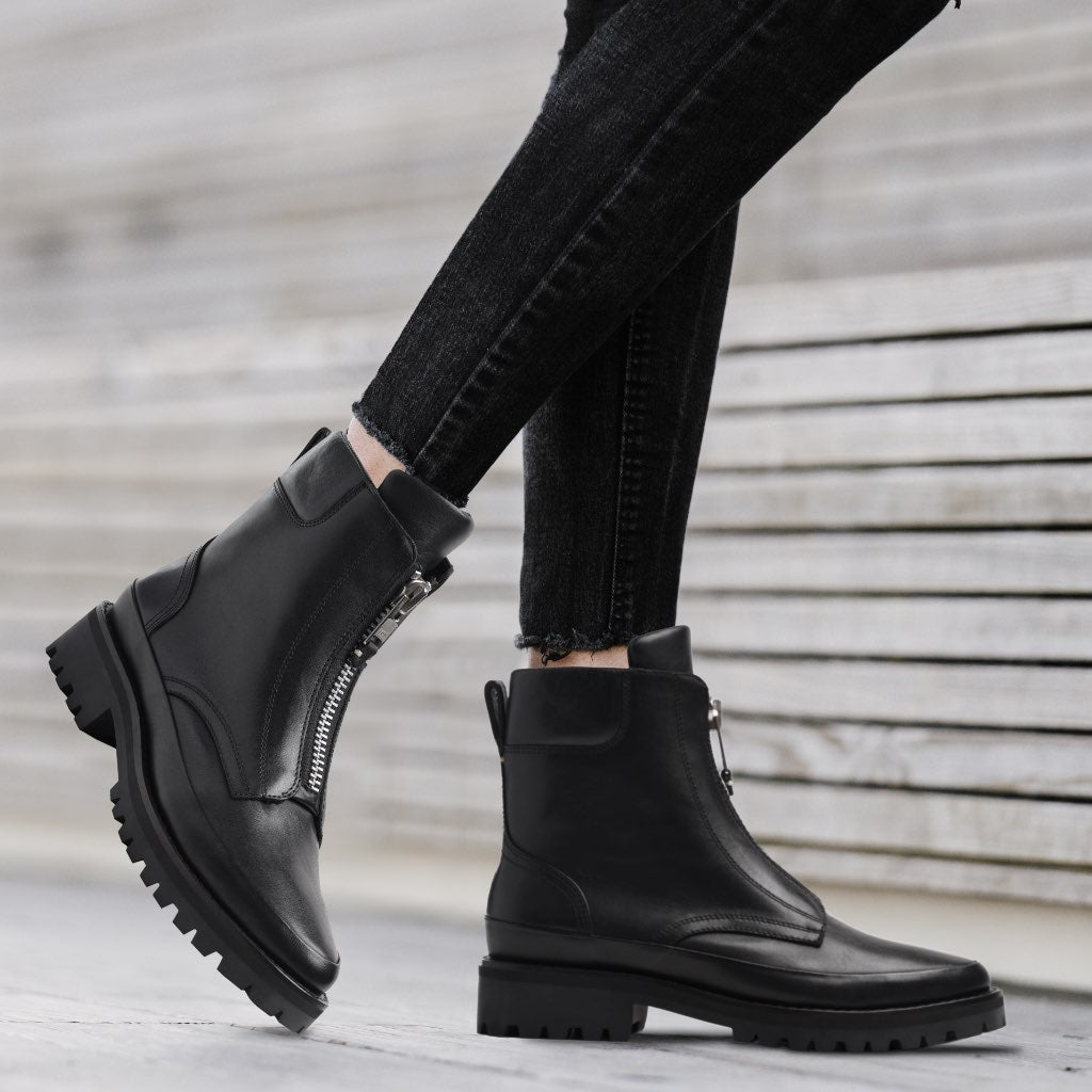 S Ryder | Black