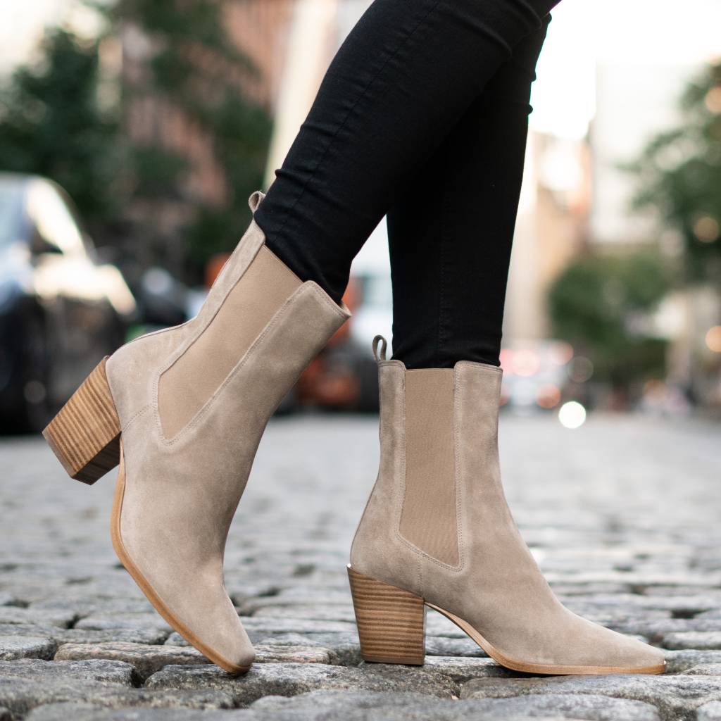 S Soho | Sand