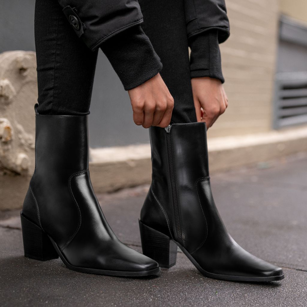 S Soho Zip | Black