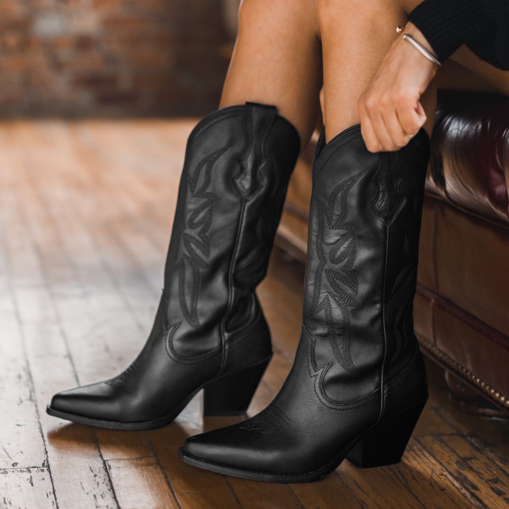 S Rodeo | Black