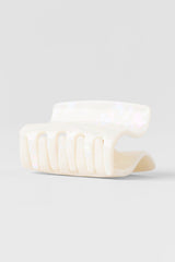 Effortless Claw Clip - White Pearl