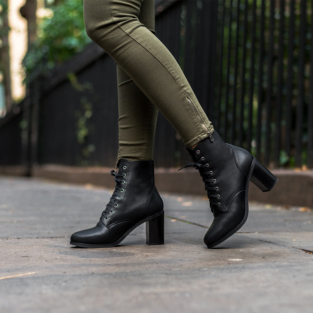 S Revel | Black