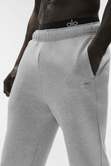 Accolade Sweatpant - Athletic Heather Grey