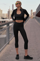 High-Waist Airlift Capri - Black